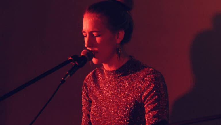 Artisten Her Sound